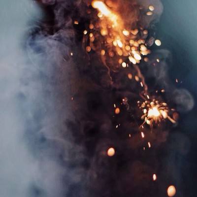 开奔驰雪地狂飚